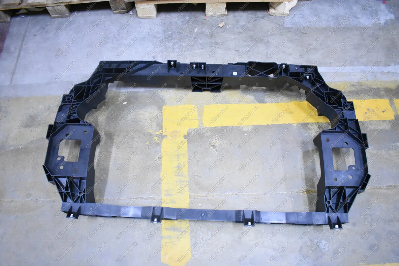 Рамка радиатора в сборе Haval F7