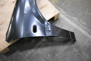 Крыло переднее правое Volkswagen Passat B4 93-96 (уценка)