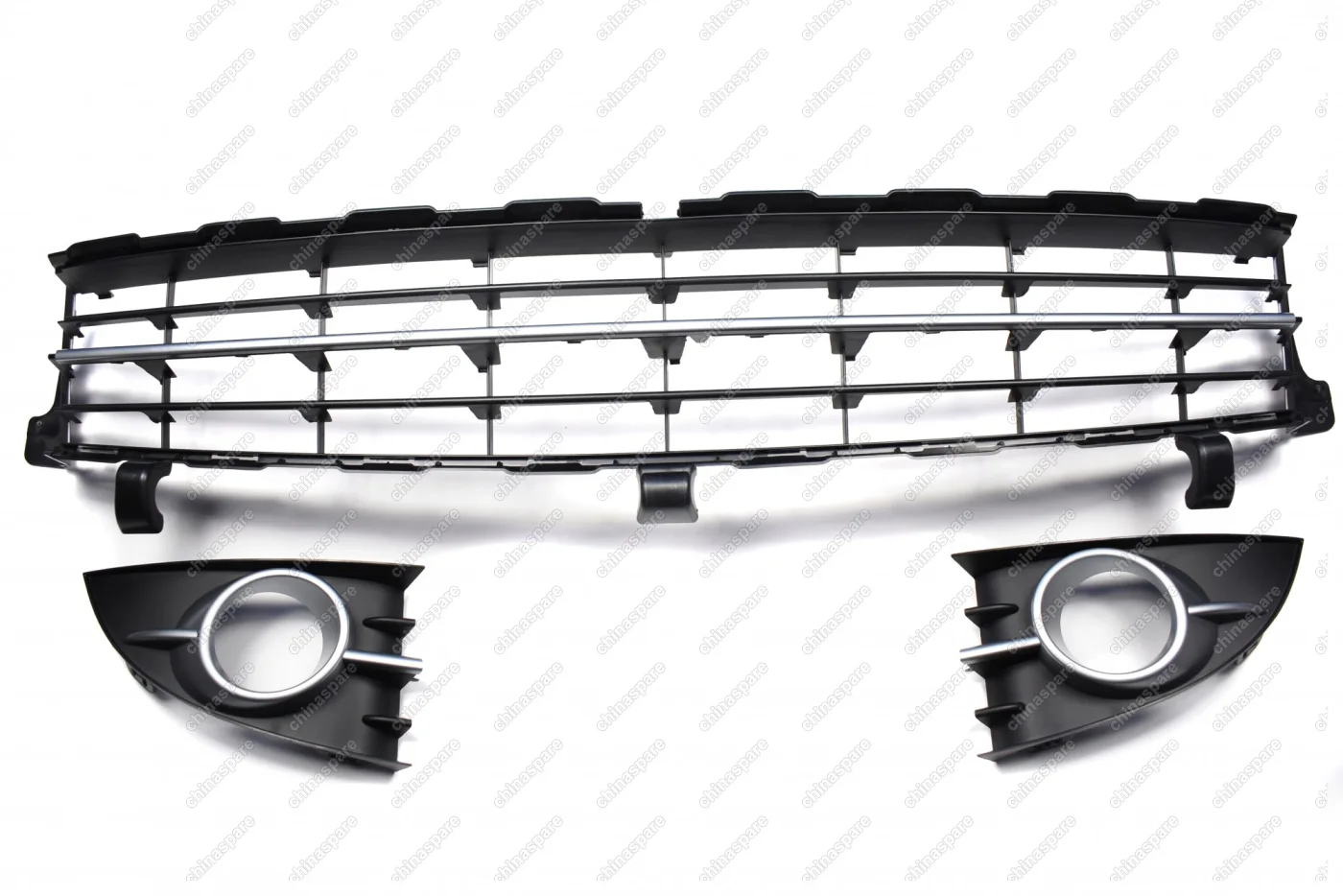 Комплект решеток переднего бампера (центральная и решетки ПТФ) Renault Grand Scenic II