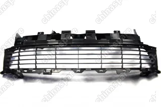 Решетка бампера переднего нижняя Renault Logan 2014