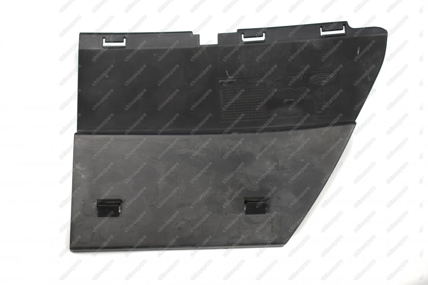 Заглушка переднего бампера левая Ford Focus II 2005-2008