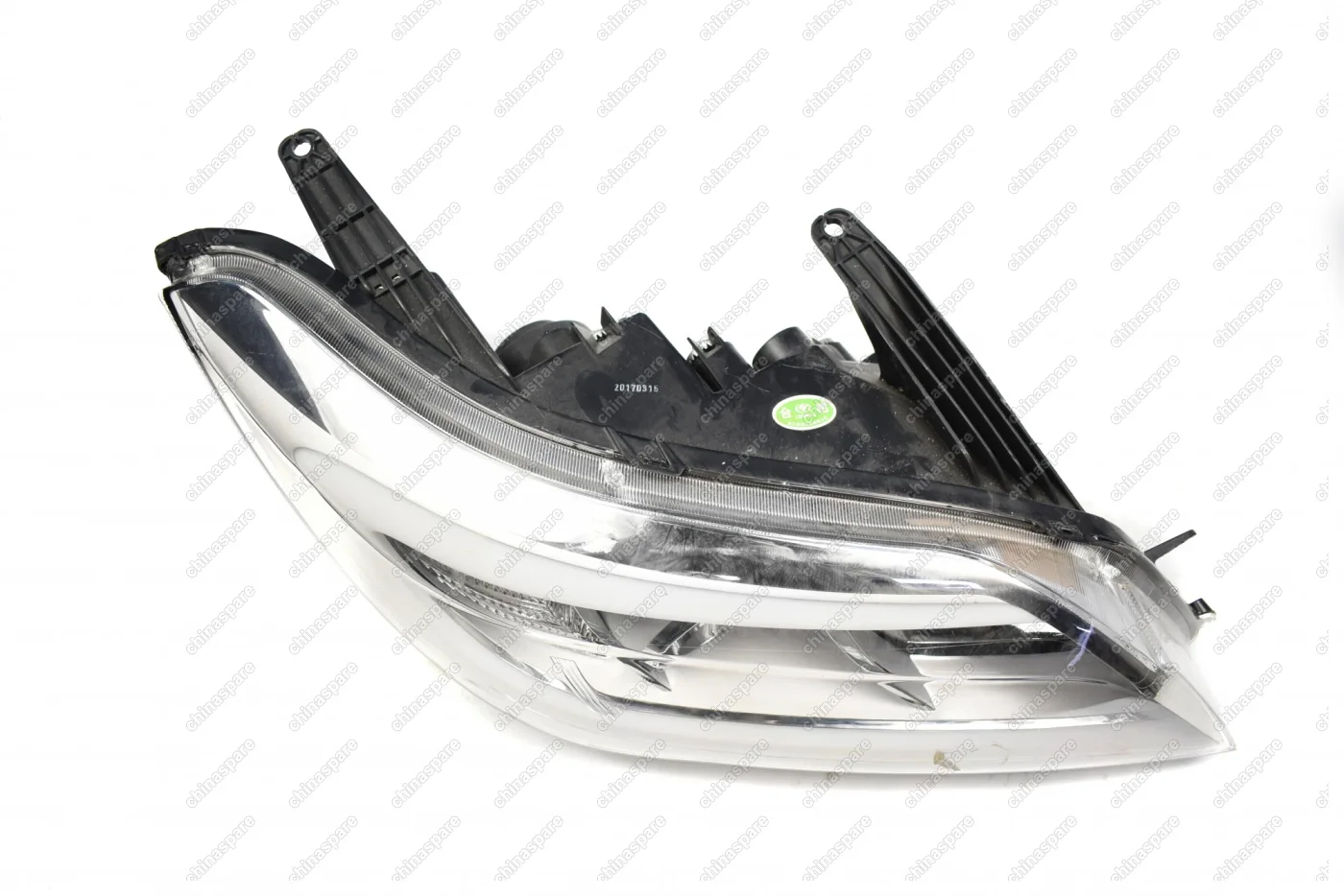 Фара головного света правая Lifan X60 2016-