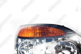 Фара головного света правая ZX Landmark