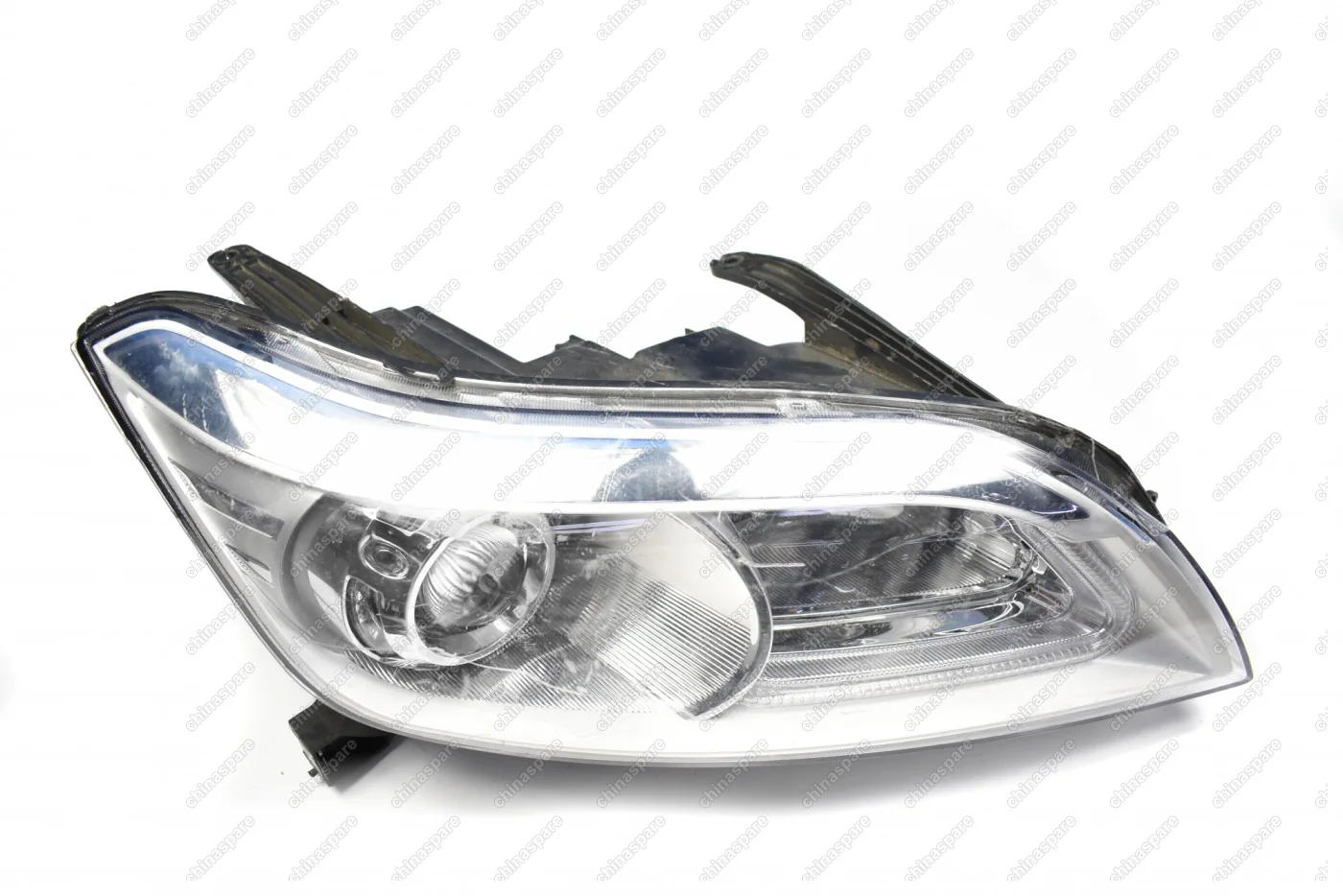 Фара головного света правая (с электрокорректором) Lifan X60 (уценка)