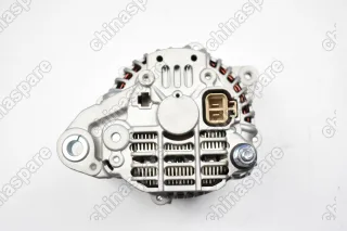 Генератор 125A Mitsubishi Pajero, Delica 4M40 ME202232