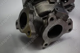 Турбокомпрессор правый Land Cruiser 200