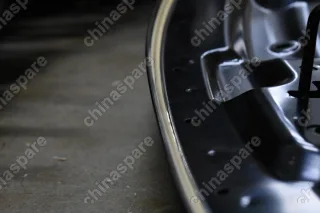 Капот Geely Coolray (уценка)