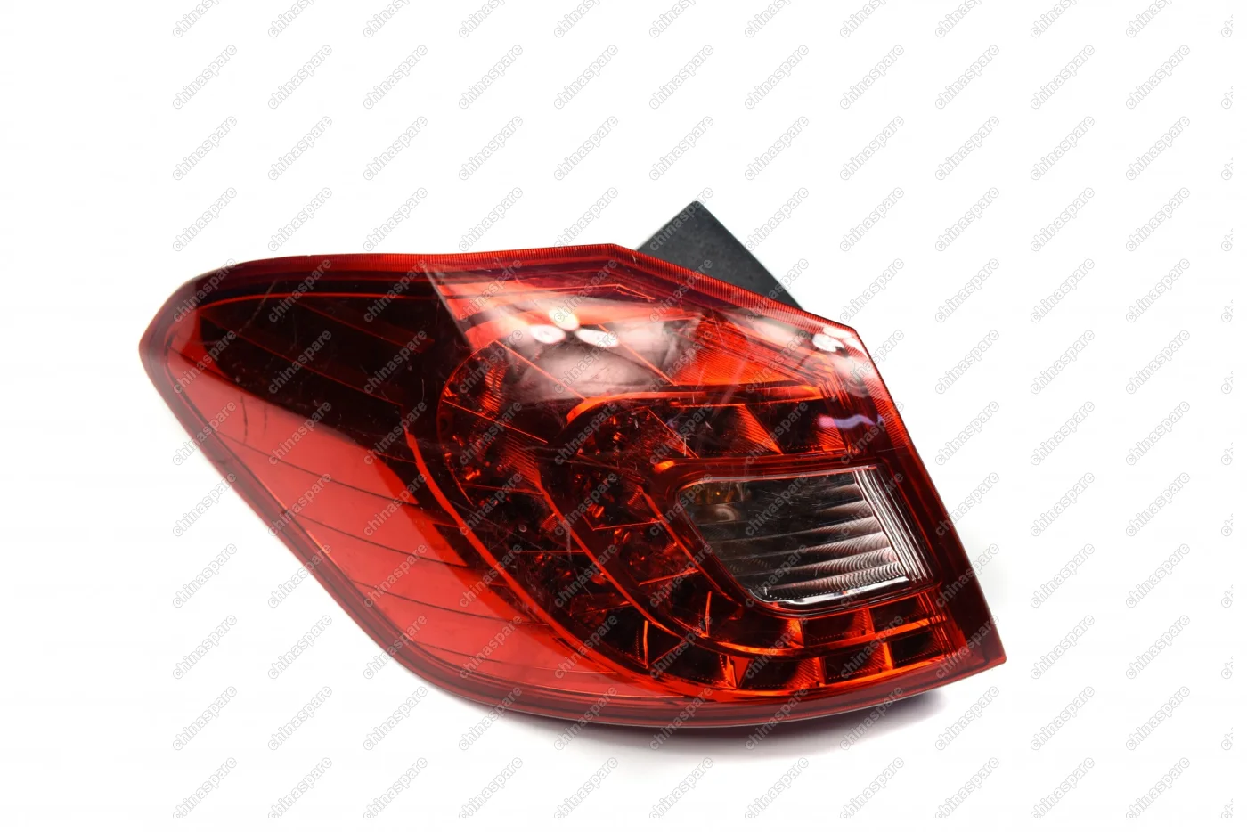 Фонарь задний левый внешний (в крыло) Chery Tiggo 5 (уценка)