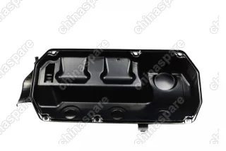 Крышка клапанная левая 6G74 6G72 Mitsubishi Pajero 3,0L