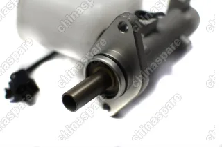 Цилиндр тормозной главный с бачком Haima 7