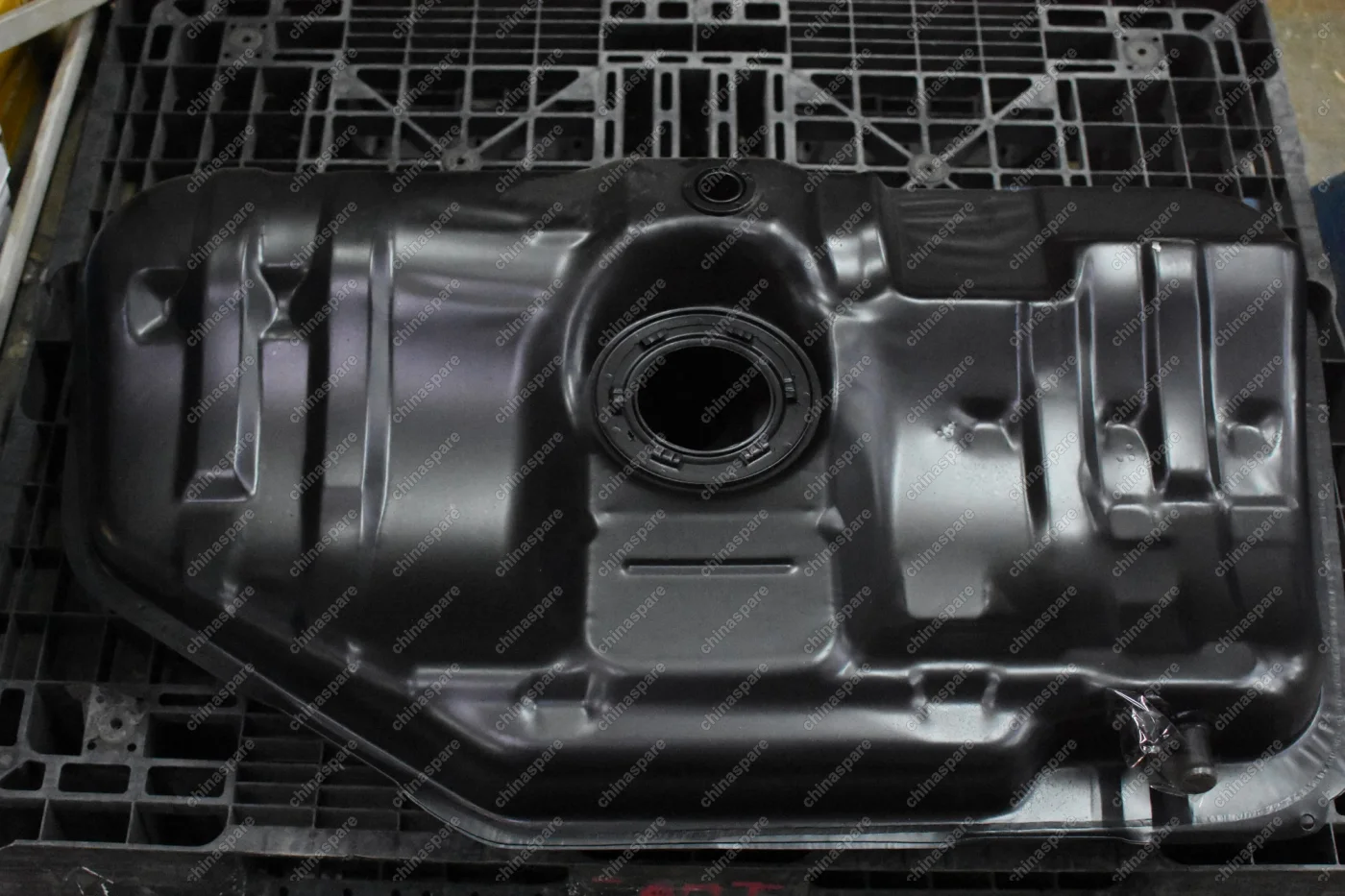 Бак топливный Chevrolet Lacetti J200 2004-2013 / Daewoo Gentra (Ravon Gentra) 2013-2015