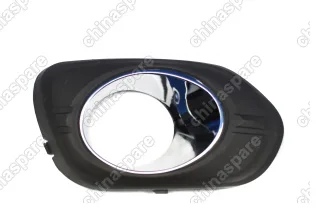 Рамка противотуманной фары правая Great Wall Hover H6