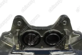 Суппорт тормозной передний правый Toyota Land Cruiser Prado 150 / Lexus GX460