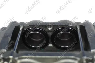 Суппорт тормозной передний правый Toyota Land Cruiser 200 / Lexus LX570/LX450D 15-