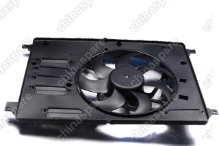 Электровентилятор охлаждения двигателя Land Rover Freelander II