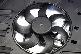 Электровентилятор охлаждения двигателя Land Rover Freelander II