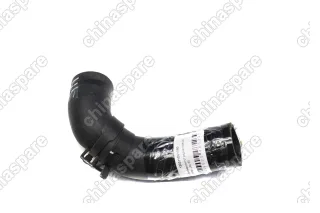 Патрубок верхний от радиатора до горловины JAC S5
