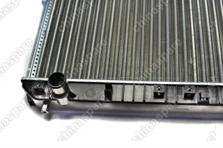 Радиатор Daewoo Nubira III / Chevrolet Lacetti J200 / Suzuki Forenza 1,4 / 1,6 / 1,6