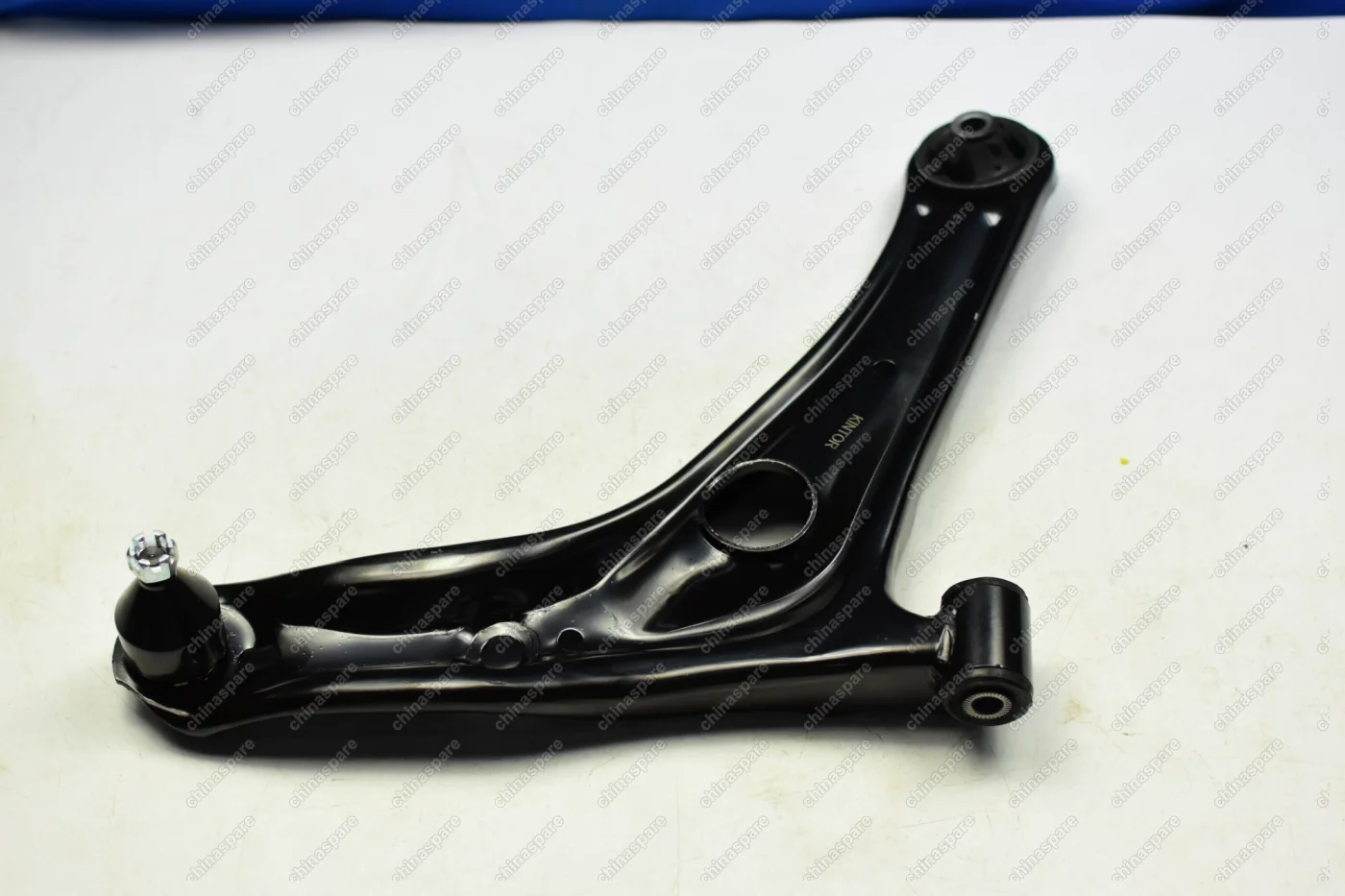 Рычаг передний правый Standard Geely MK