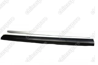 Накладка двери передней левой внешняя с молдингом Great Wall Hover H3