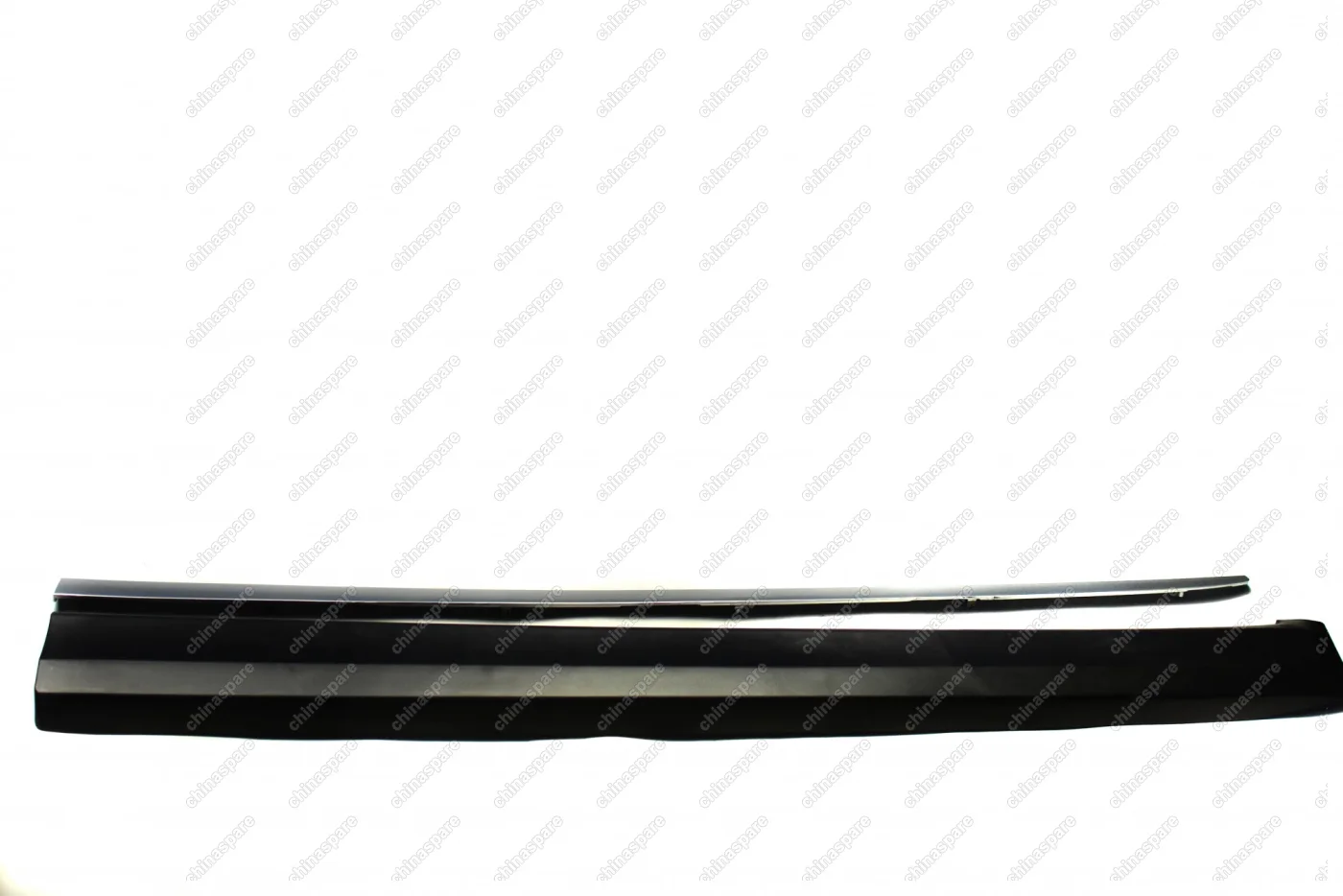 Накладка двери передней правой внешняя с молдингом Great Wall Hover H3