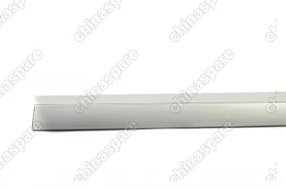 Накладка двери передней правой внешняя с молдингом Great Wall Hover H3