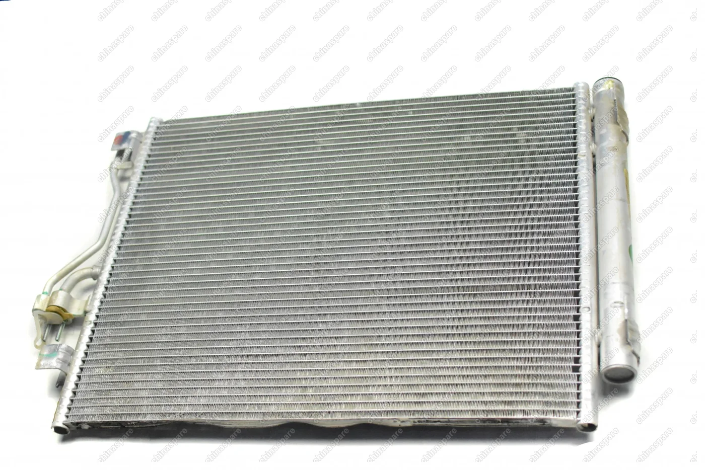 Радиатор кондиционера JAC S5 (уценка)