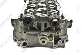 Головка блока цилиндров в сборе Toyota 2TRFE