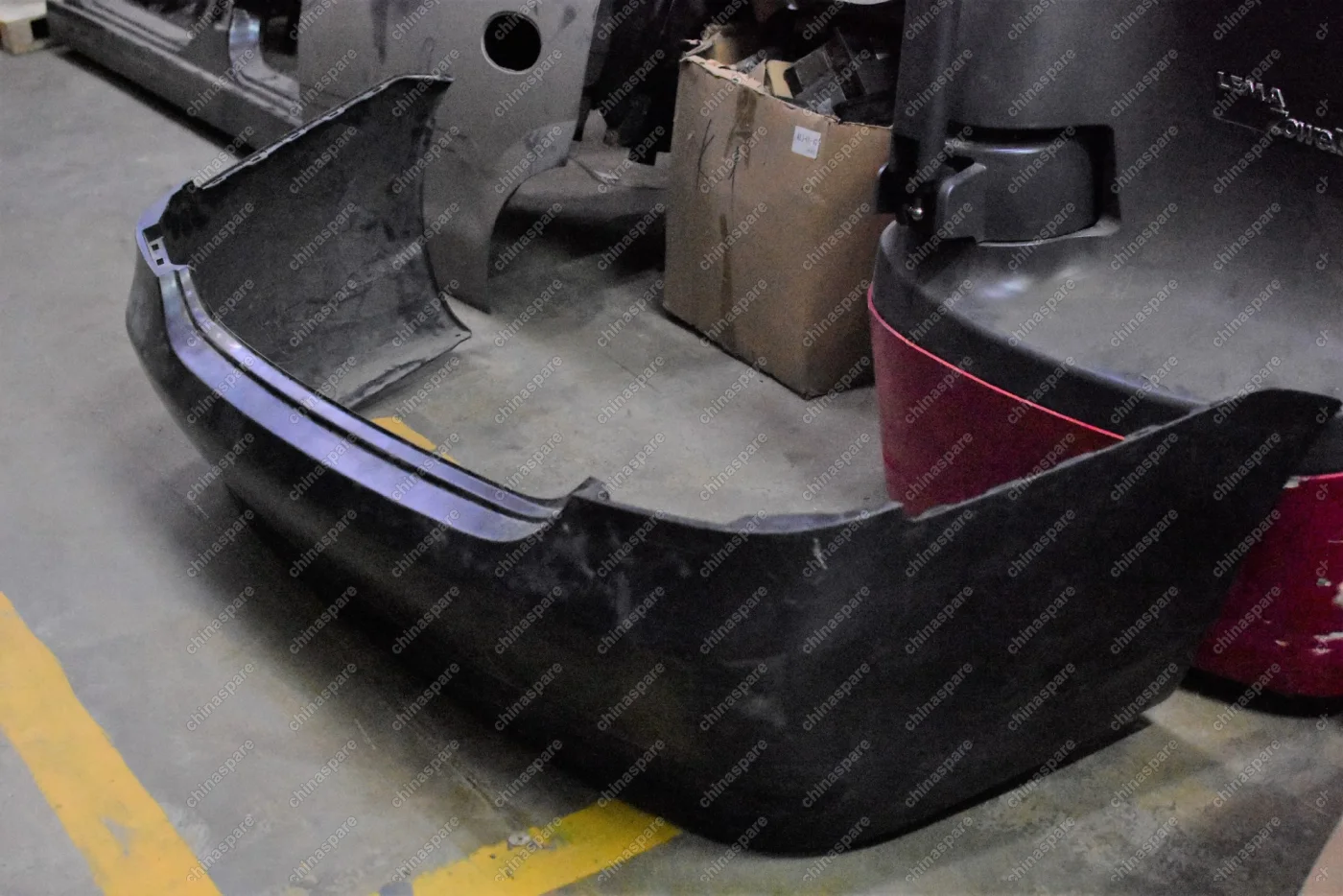 Бампер задний (без отверстий под датчики) Lifan Solano (уценка)