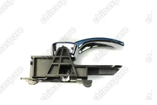 Ручка двери правой внутренняя Nissan Qashqai J10