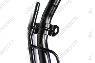 Горловина топливного бака Toyota Camry XV40 06-19 (уценка)