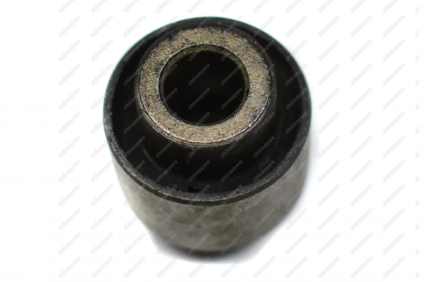 Сайлентблок рычага заднего верхнего развального наружный Chery M11
