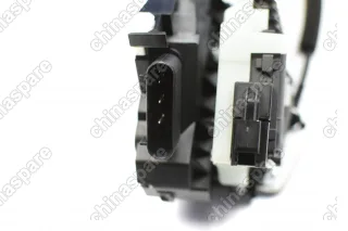 Замок багажника с электроприводом Ford Ecosport 2013-