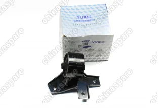 Опора двигателя левая «YNK» Chery Fora 477F