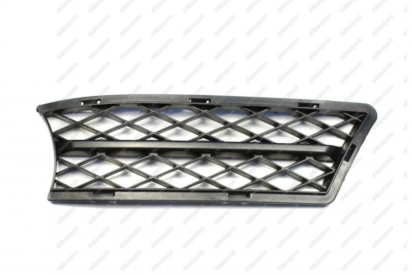 Решетка переднего бампера левая Lifan Solano