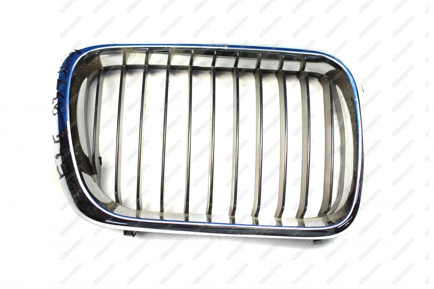 Решетка радиатора правая (хром) BMW 3 E36