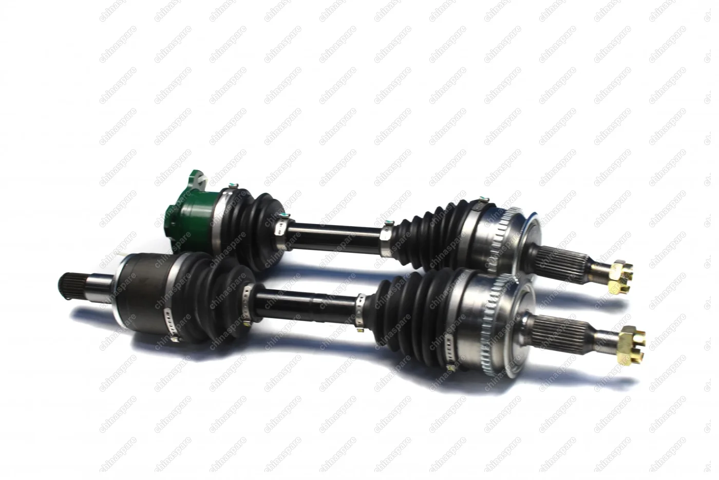 Комплект приводов Mitsubishi L200 / Pajero Sport