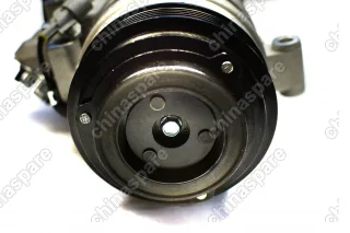 Компрессор кондиционера Toyota Land Cruiser J100