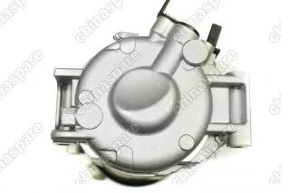 Компрессор кондиционера Toyota Land Cruiser J200