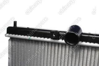 Радиатор охлаждения двигателя «SAT» Lifan Solano