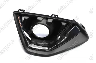 Накладка ПТФ левая Haval F7x