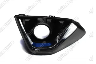 Накладка ПТФ левая Haval F7x