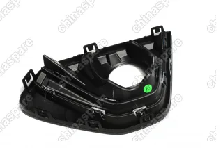 Накладка ПТФ левая Haval F7x