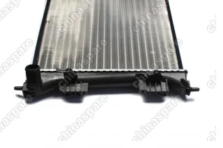 Радиатор Hyundai Solaris I / Kia Rio III 6AT 15-