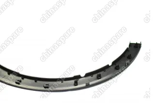 Накладка арки колеса передняя правая Haval F7