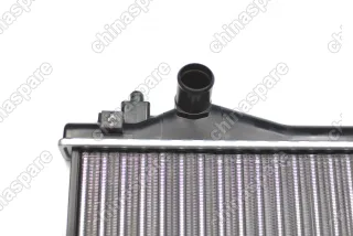 Радиатор охлаждения Suzuki Grand Vitara 2,0/2,4 05-