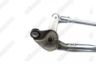 Трапеция стеклоочистителя Toyota Avensis 2 03-08