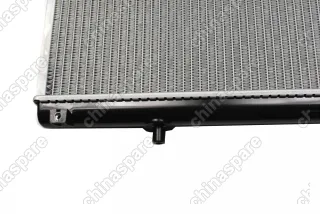 Радиатор охлаждения двигателя SAT SsangYong Musso / Korando 2,3/2,9D/3,2AT