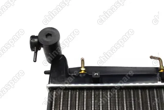 Радиатор охлаждения двигателя Geely Emgrand EC7