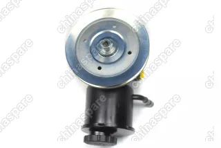 Насос гидроусилителя руля (ГУР) Nissan Safari Y60, TD42